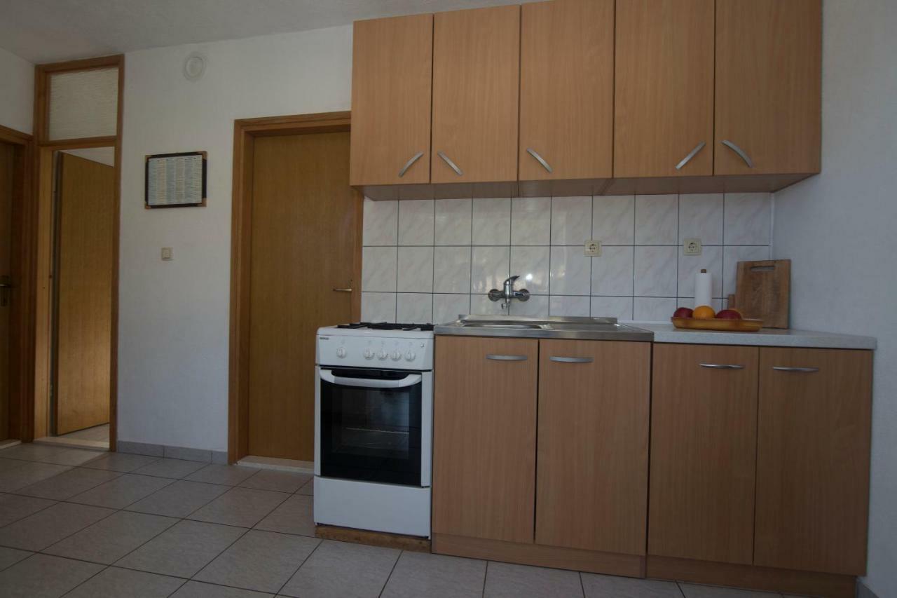 Apartment Antonio Bogomolje Exterior photo